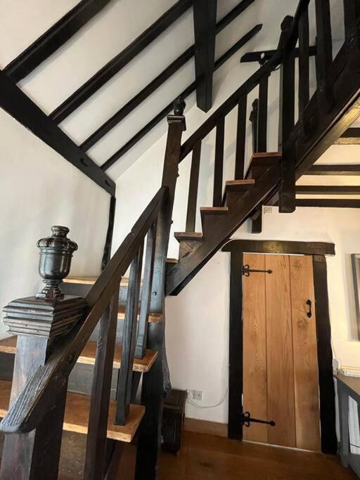 Villa Brownhills Eaton  Esterno foto