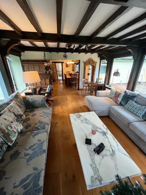 Villa Brownhills Eaton  Esterno foto