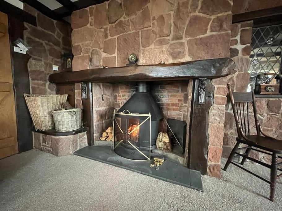 Villa Brownhills Eaton  Esterno foto