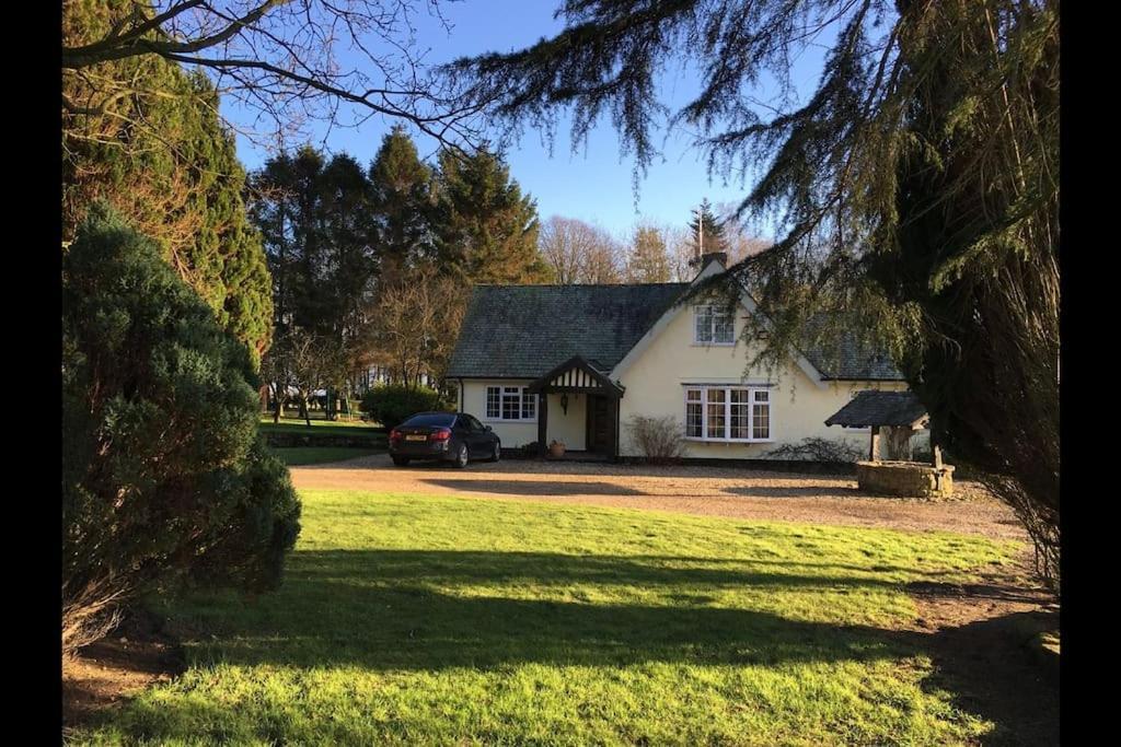 Villa Brownhills Eaton  Esterno foto